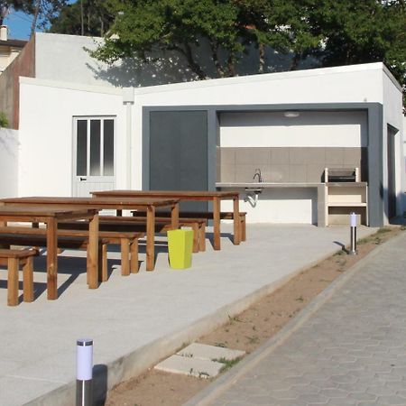 Uau Hostel فيغيورا دا فوز المظهر الخارجي الصورة