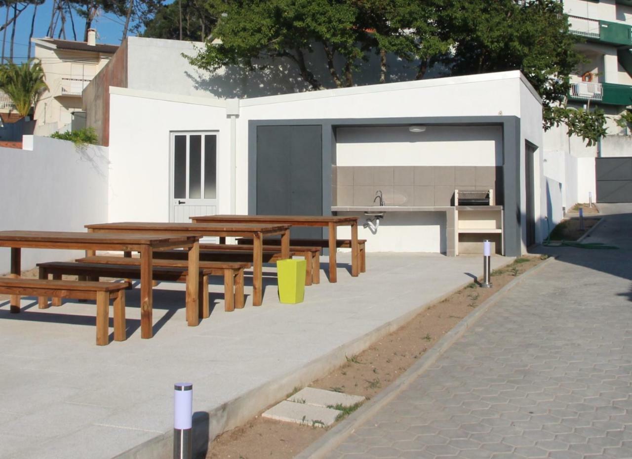 Uau Hostel فيغيورا دا فوز المظهر الخارجي الصورة